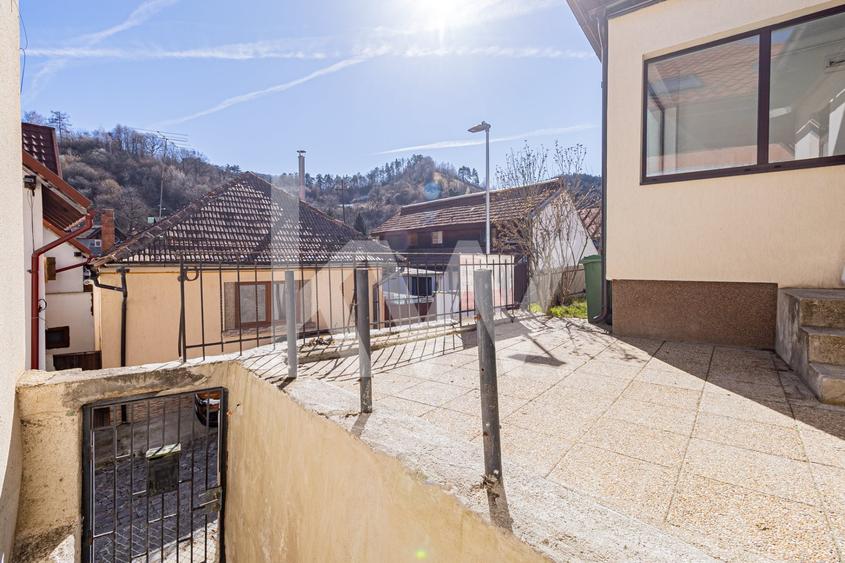 Vânzare casă, teren 1128 mp, singur în curte - Cartier Schei - 15