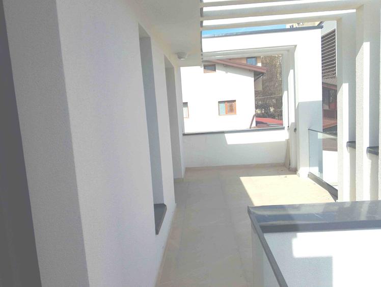 VILA NOUA, Brancoveanu, Alunisului,  extravaganta, senzationala, garaj, comis. 0 - 16