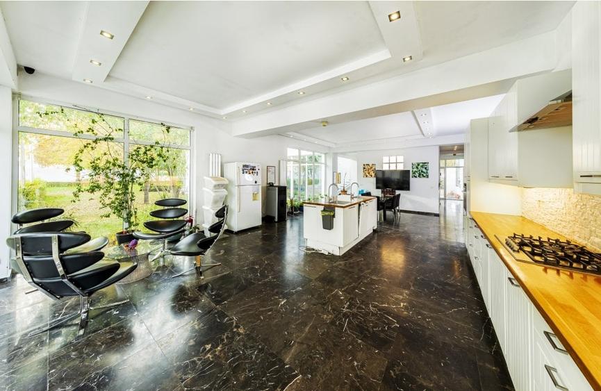 Un Domeniu Unic Lângă București. Luxul Pe Un Singur Nivel: Vilă De Vânzare - 13