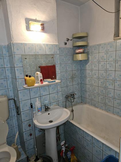vand urgent apartament cu trei camere - 4