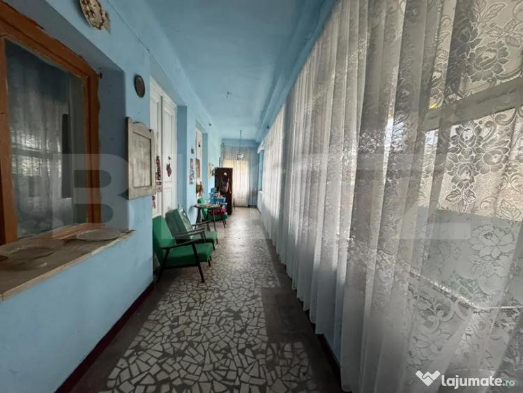 Casa cu 4 camere, 170mp si teren de 1488mp in MANERAU - 13