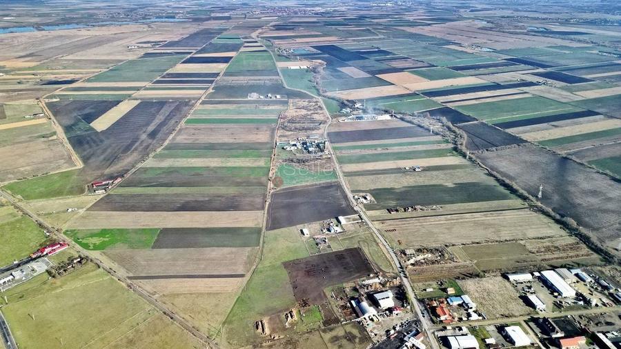 Teren Industrial cu P.U.Z. - 7