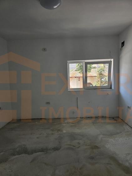 Casa situata in zona Tomis I - Trocadero, Constanta - 14