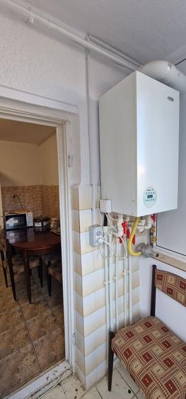 Doua camere decomandate, etajul 1. - 7