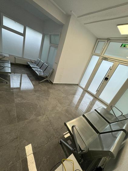 Spatiu clinica - 8 cabinete noi - 200mp, Centrul Civic Iasi - 14