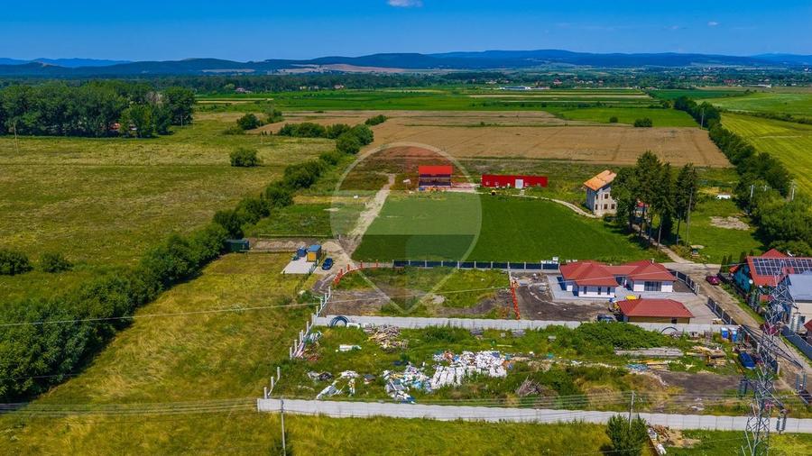 Teren Construcții intravilan de 1376 mp, în Prejmer