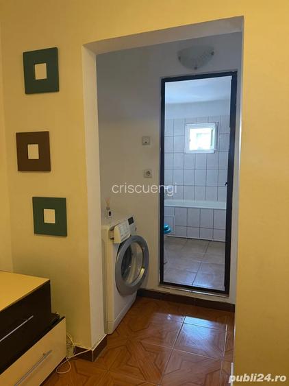 Inchiriez apartament 2 camere Inchiriez apartament 2 camere