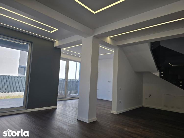 Vila de vanzare in Palazu Mare zona centrala - 7