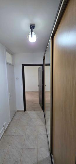 Proprietar | Garsoniera Drumul Taberei | Metrou Valea Ialomitei | Boxa - 3