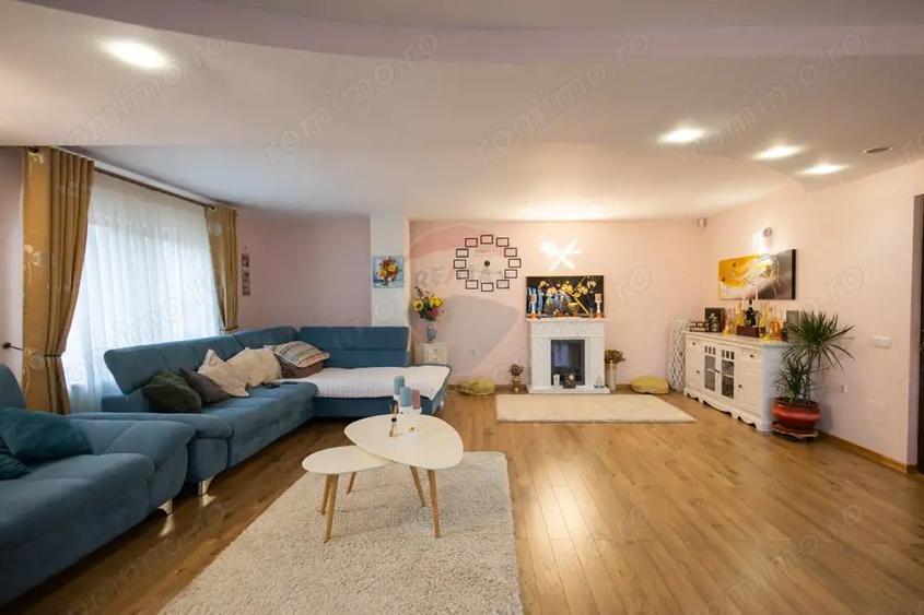 Casa spatioasa de vanzare - 14