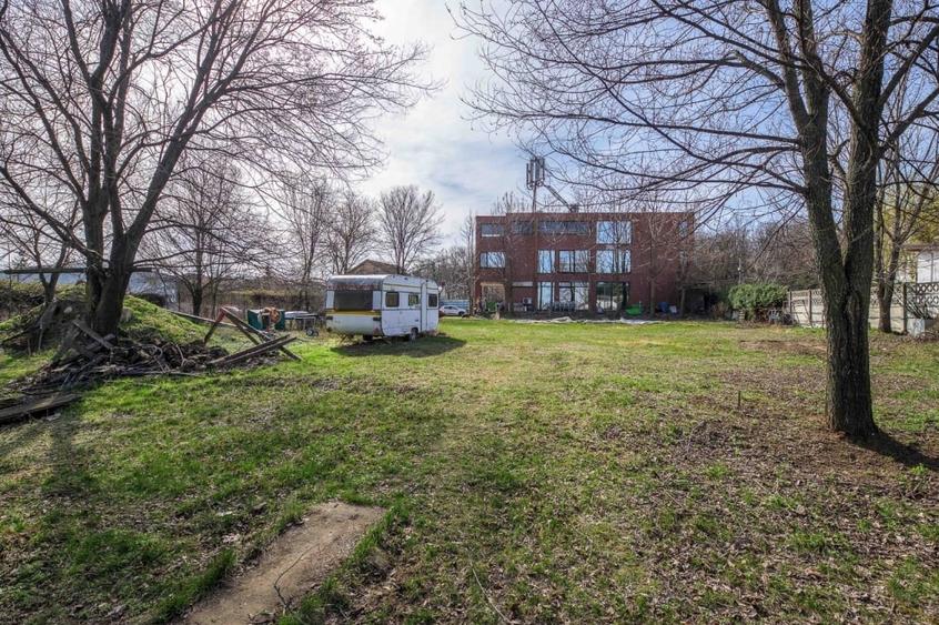 Oportunitate investitie Vila Rosu 473mp, 2500 mp teren, cu deschidere la Lac - 12