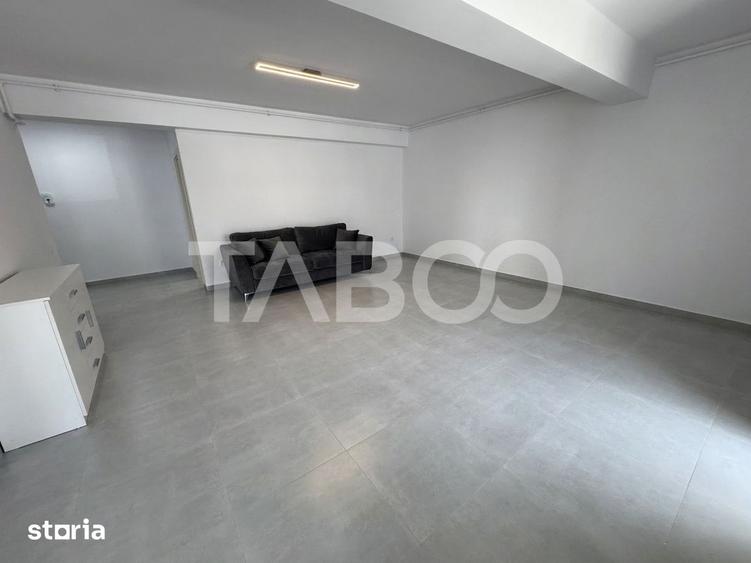 Spatiu birou de inchiriat open space si balcon 54 mpu Doamna Stanca - 6