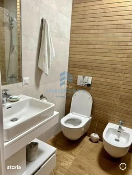 Apartament cu 2 camere semidecomandat în Centrul Civic