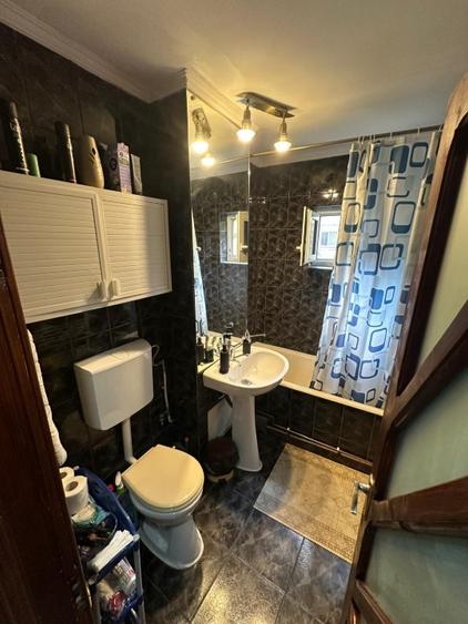 Inchiriez apartament 2 camere Brazda et. 2 - 7