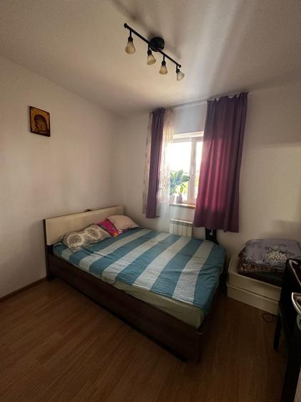 Apartament cu 3 camere semidecomandat, mobilat în Tătărași