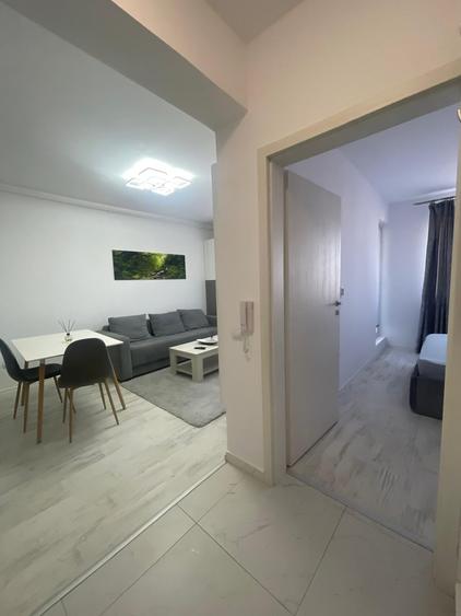 Apartament cu 2 camere semidecomandat în Militari