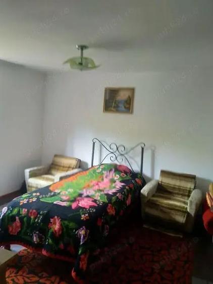 Casă cu 3 camere cu Teren 100 Mp în Măceșu de Jos