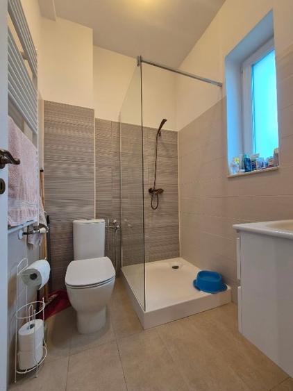 Duplex cu 4 camere cu Canalizare în Dumbrăvița
