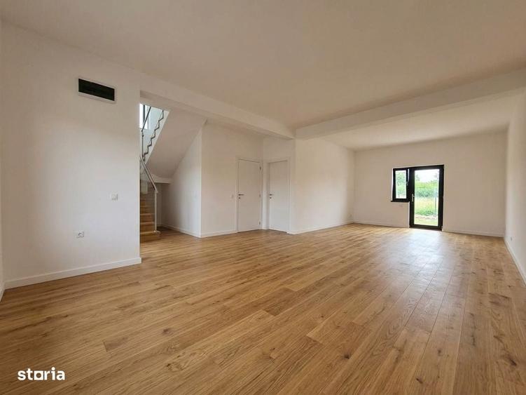 Casă cu 3 camere cu Teren 360 Mp în Central