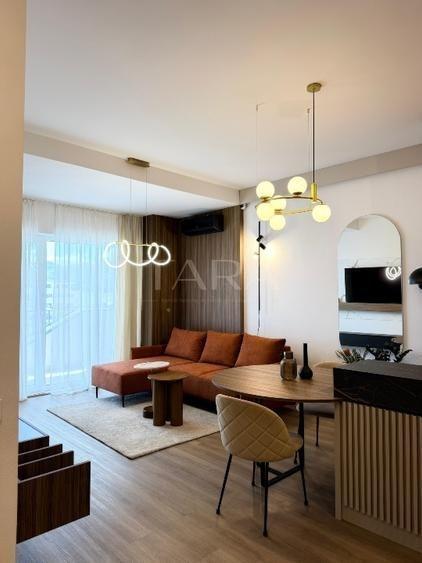 Apartament cu 3 camere decomandat în Florești