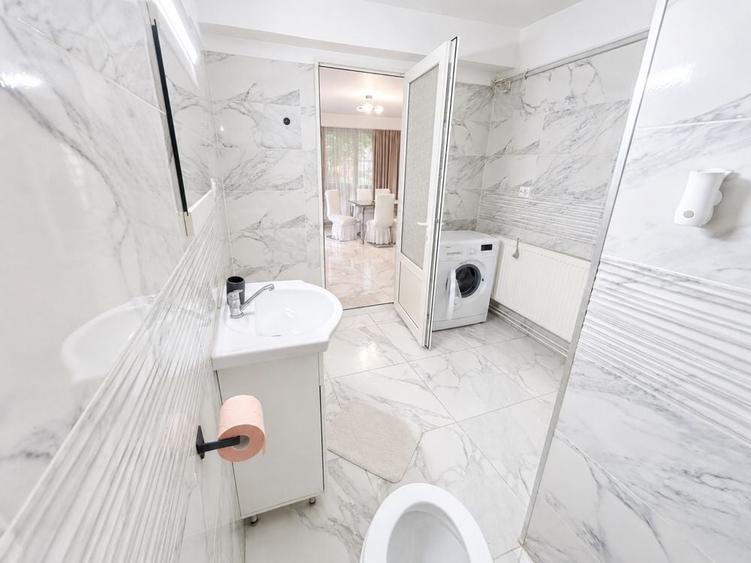 Casă cu 2 camere cu Teren 80 Mp în Movilei