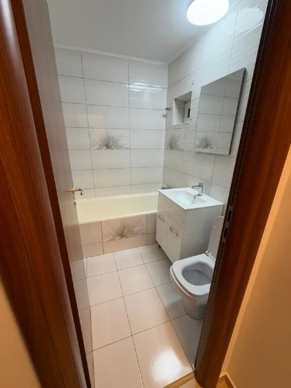 Garsonieră decomandată în Banu Manta