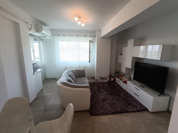 Apartament cu 2 camere decomandat, mobilat în Cug