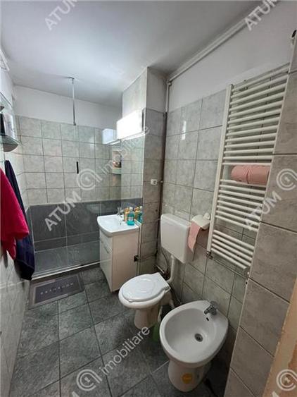 Apartament cu 2 camere decomandat, mobilat în Mihai Viteazul