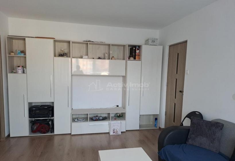 Resita, 3 Cam. Mobilat, Et. 2, Micro 2. - 7