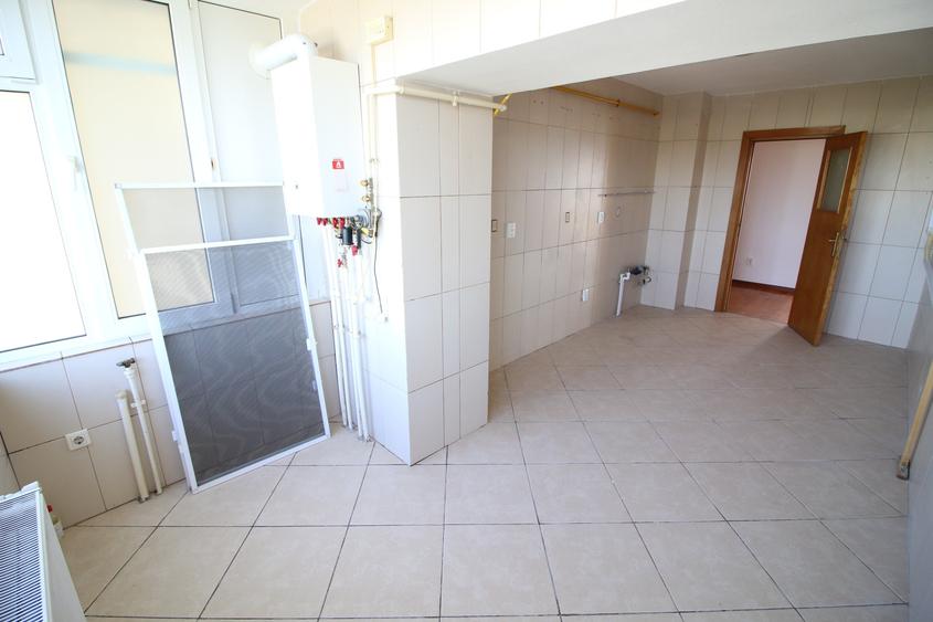 Ap. 3dec. Faleza, vedere Dunare, 98mp - 3