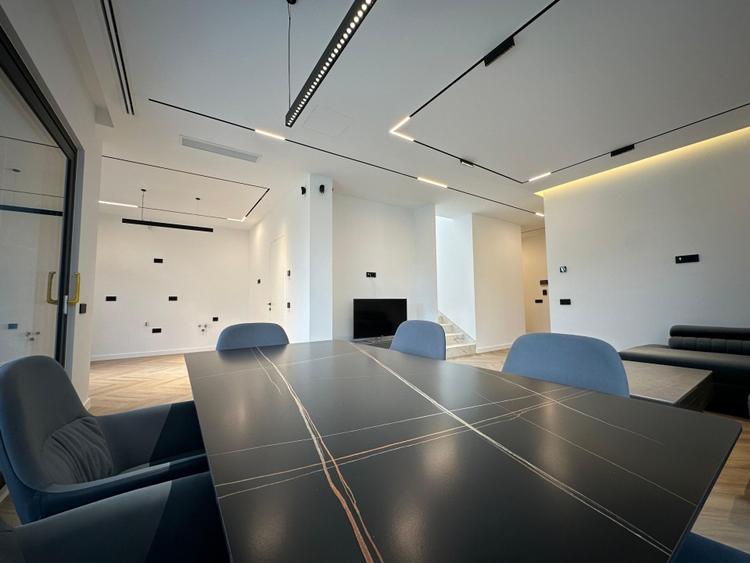 De Vanzare! Vila premium individuala cu 5 camere in Pipera-Tunari / Comision 0% - 6