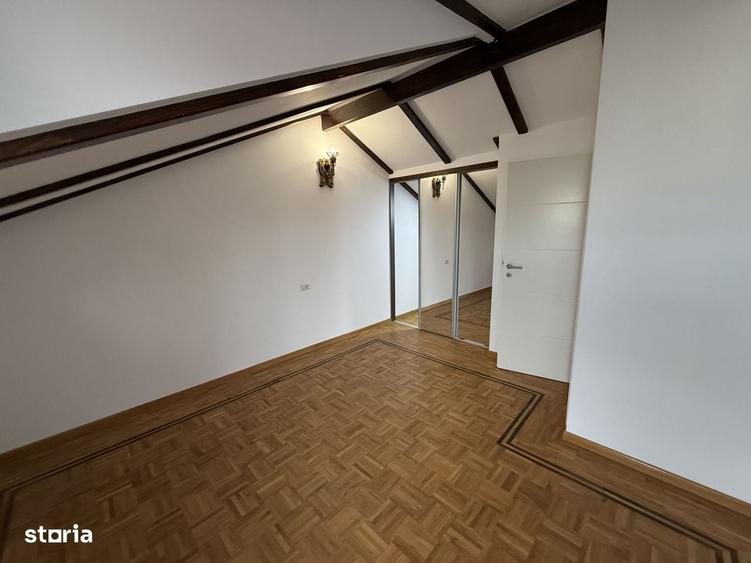 Casă cu 3 camere cu Teren 1500 Mp în Marginea