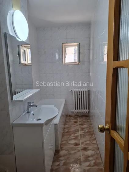 De inchiriat apartament, 2 camere, decomandat, 50 mp, Belvedere, Cod 160412 De inchiriat apartament, 2 camere, decomandat, 50 mp, Belvedere, Cod 160412