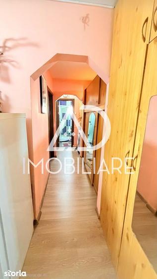 Apartament cu 3 camere decomandat în 9 Mai