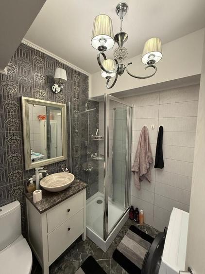 AP. 3 CAMERE SEMIMOBILAT, MUTARE IMEDIATA, PARCARE INCLUSA,COMISION 0% - 18