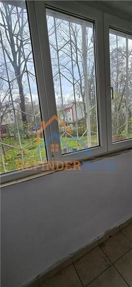 Apartament de vanzare cu 3 camere, zona Titan - 7