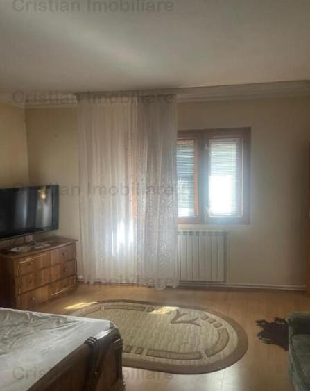 Casa 3 camere,decomandata, construcie anul 2000,Centru - 2