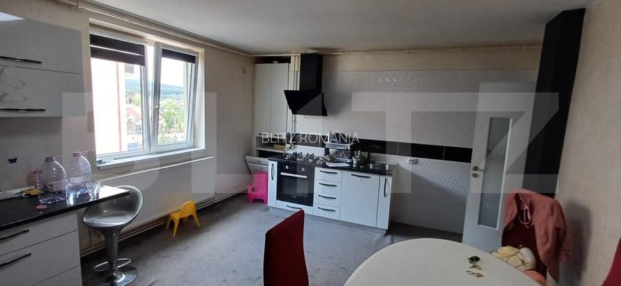 Apartament spatios, 93 mp utili, mobilat complet – Zona Hotel Diana