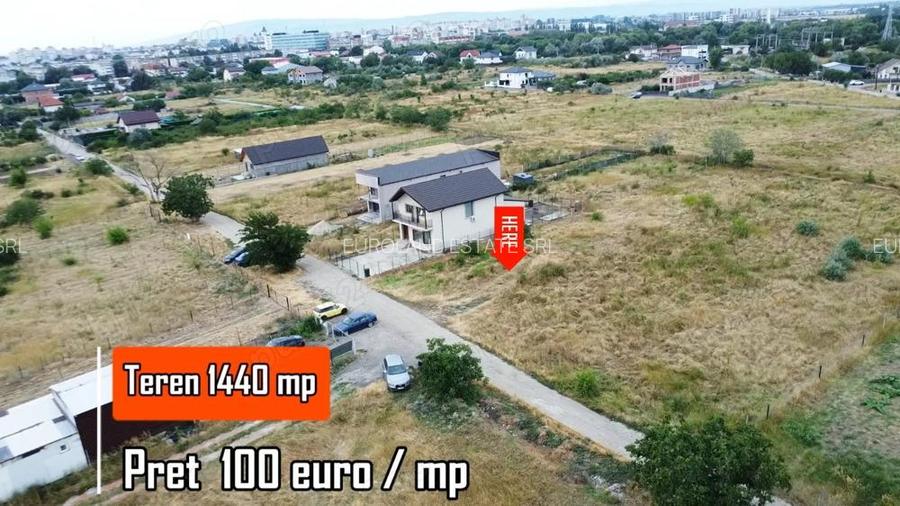Vand teren casa , 1440mp.