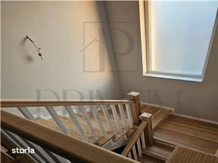 Casă cu 5 camere cu Teren 350 Mp în Central