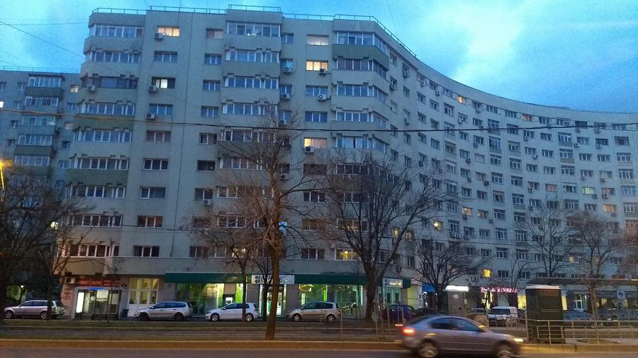 Titulescu-Banu Manta, 2 camere, 63 mp, 4/10, bloc 1983, 170000 E - 1