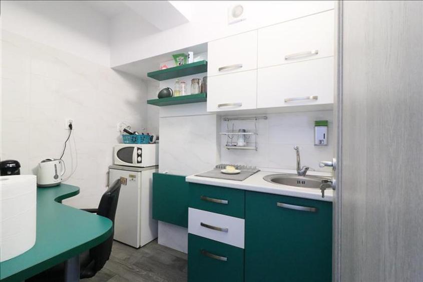 Apartament Nicolina, Str. Orientului, 6 camere, 3 locuri de parcare - 8