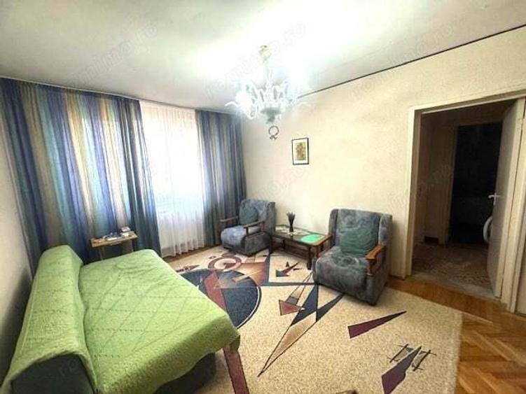 Apartament 3 camere etaj 1 zona BCR - 2