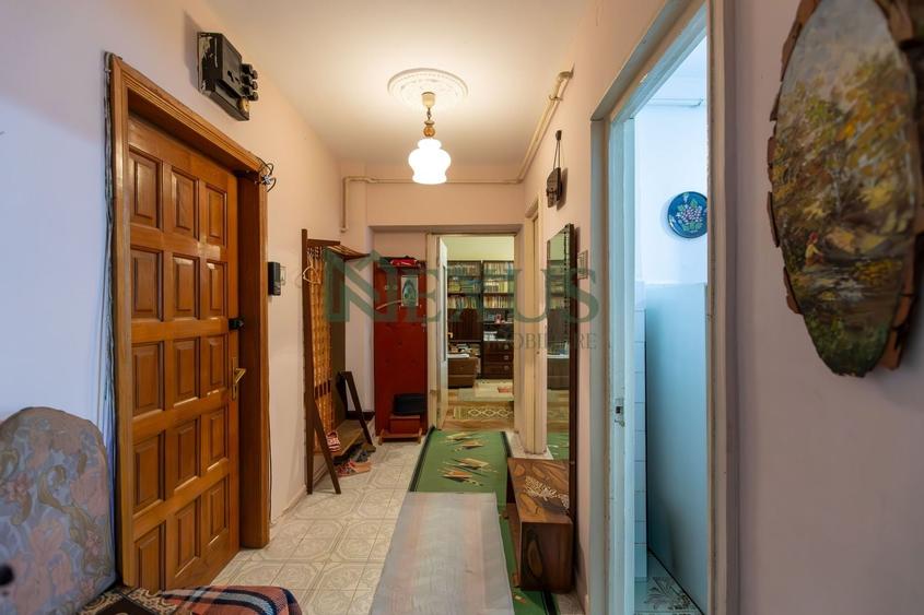 Apartament 3 camere de vânzare, Ultracentral, Bacău - 3