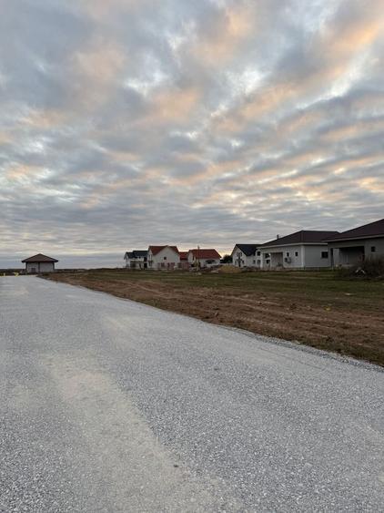 Teren intravilan cihei - 8