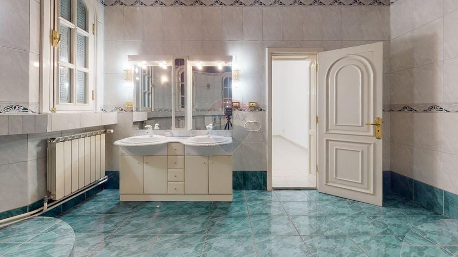 Spatiu deosebit | Destinatie mixta | Locuri parcare | 13 Septembrie - 17