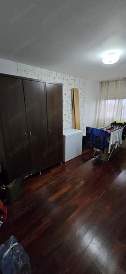 Inchiriez 3 camere zona Badea Cartan- Medicina - 9