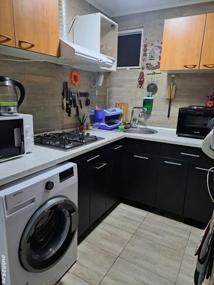 Inchirieri camera curte - 2