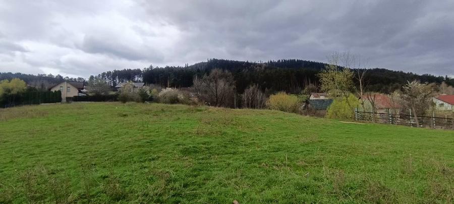 Teren in zona pitoreasca , usor accesibila , cu utilitati si panorama deosebita - 9