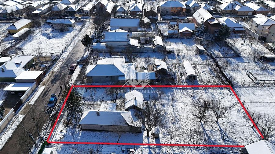 Teren 1.183 mp cu casă bătrânească, deschidere 22,37 ml - 7